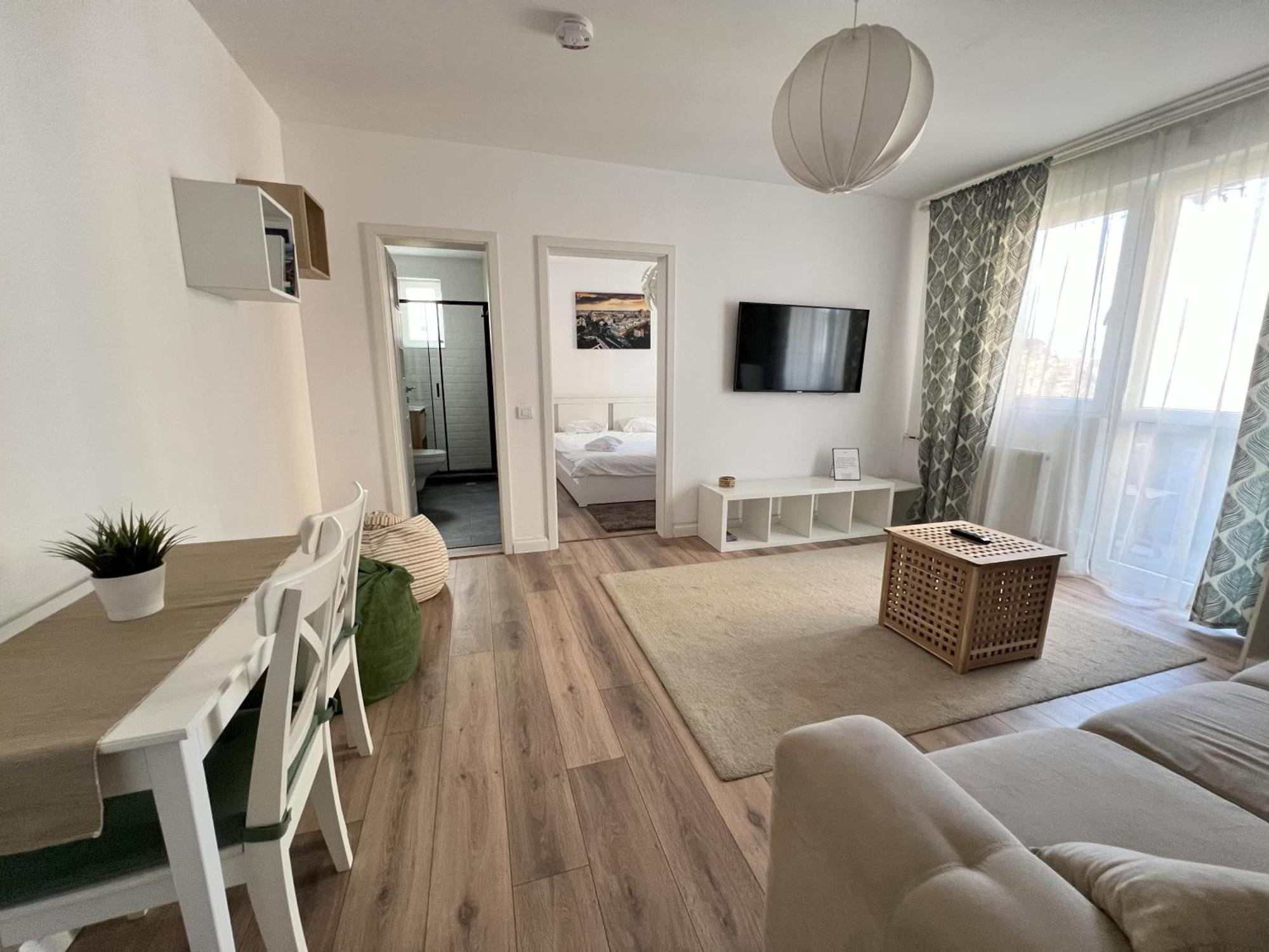 Lazy's Haven - Chic Escape In Bucharest