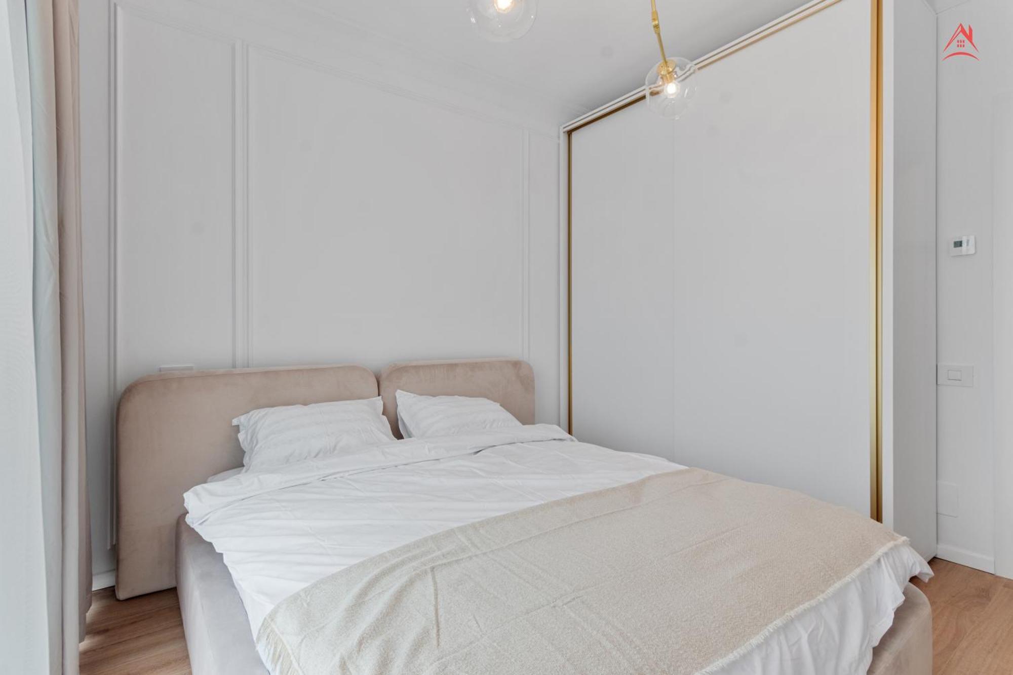 The Light Apartment