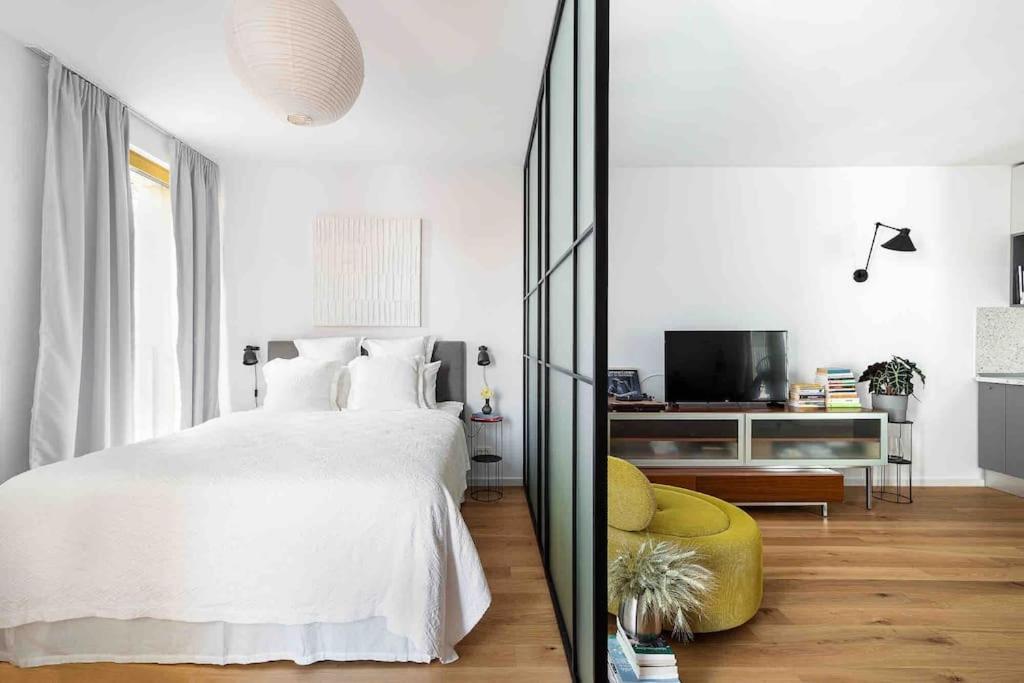 Nook 7 Victoriei New Building With Parking And Security Apartment