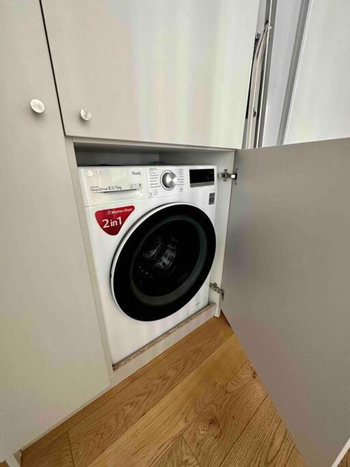 Nook 7 Victoriei New Building With Parking And Security Apartment *