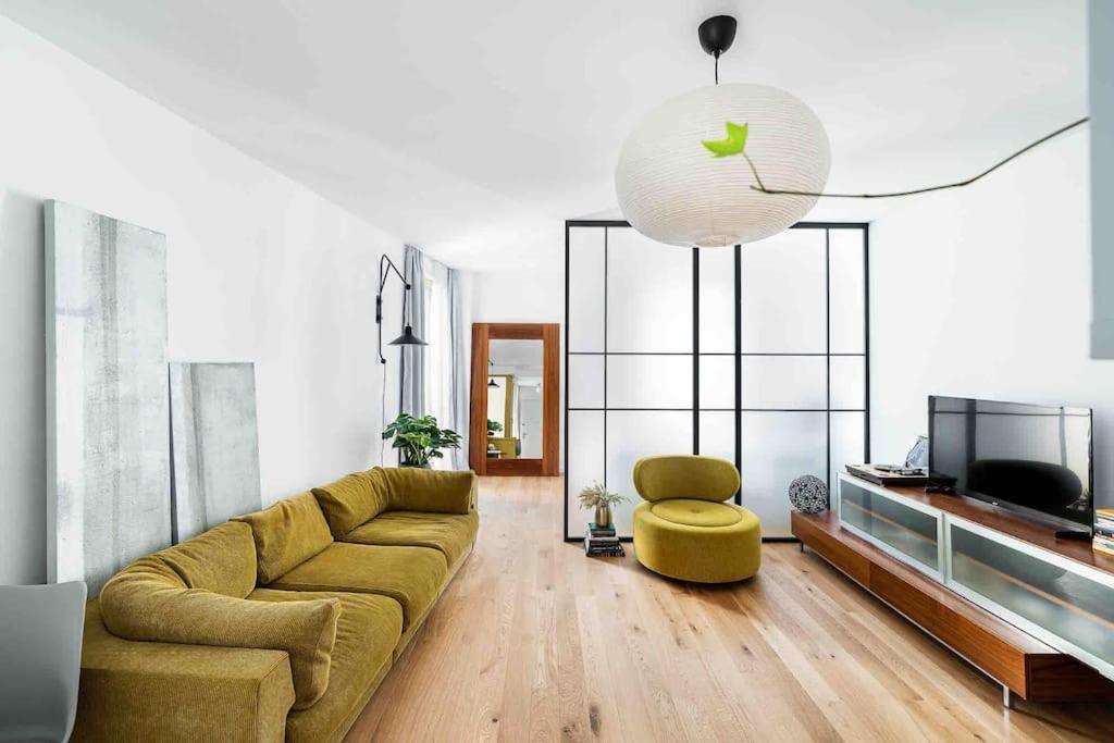 Nook 7 Victoriei New Building With Parking And Security * Bucharest