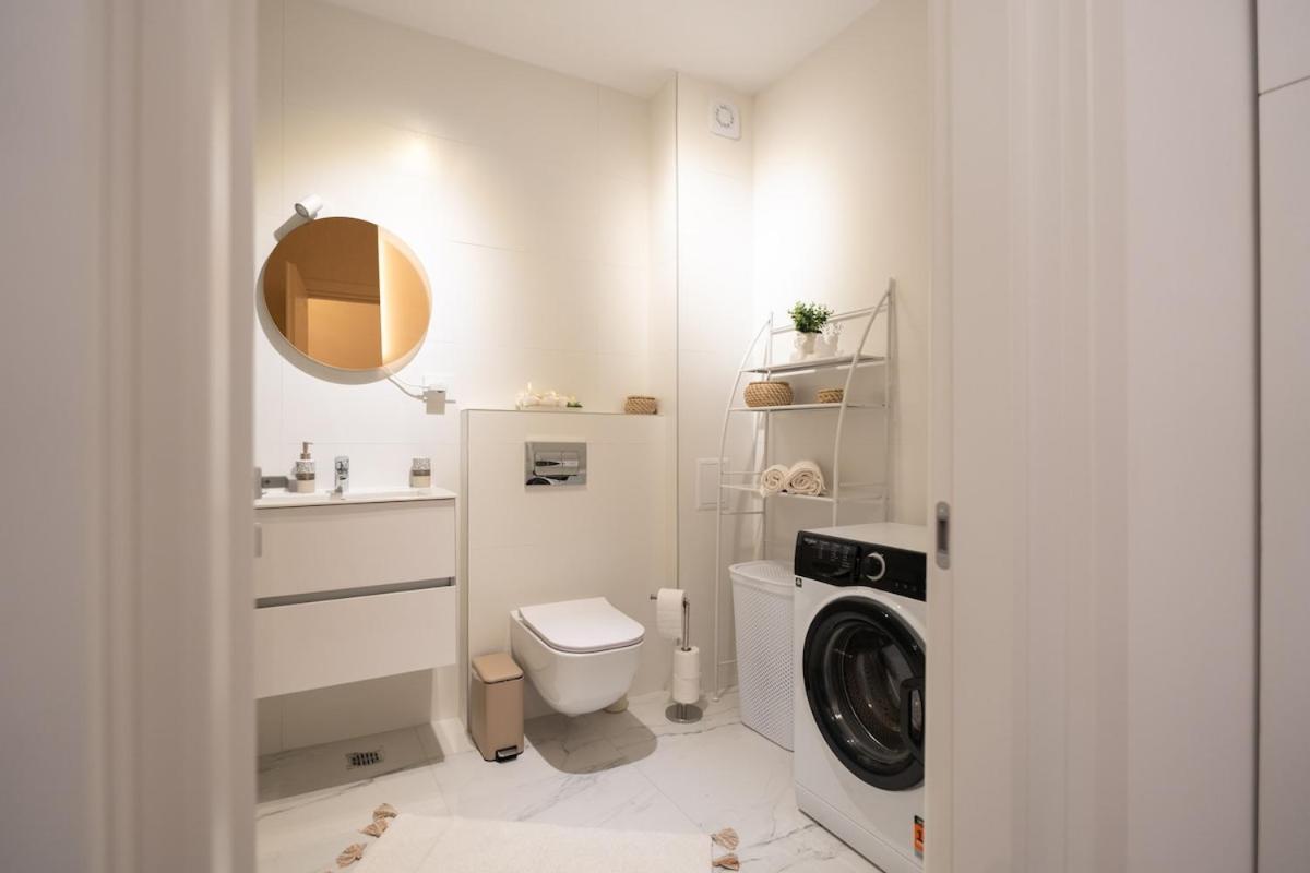 Apartment Blvd Ivory Pipera Ap 68 *