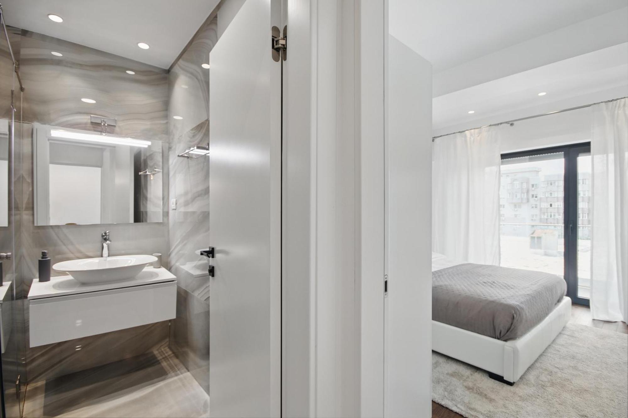 Victoriei Luxury
