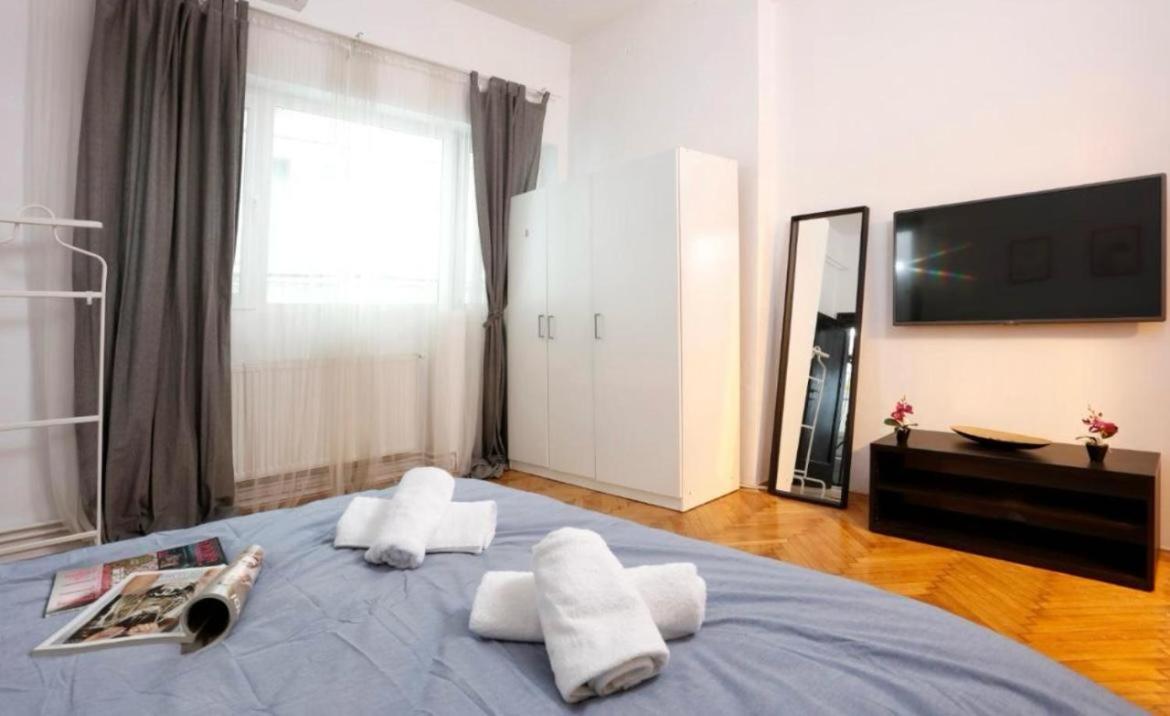 Apartment Old Charm *