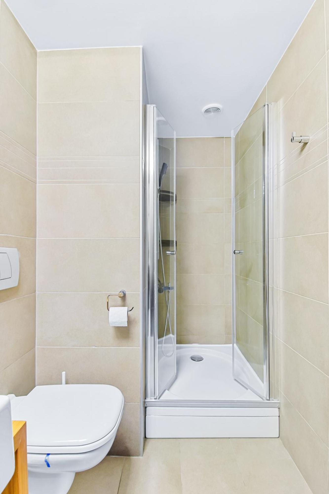 Incity - Near Mall, Balcony - Rh Living Apartment Bucharest