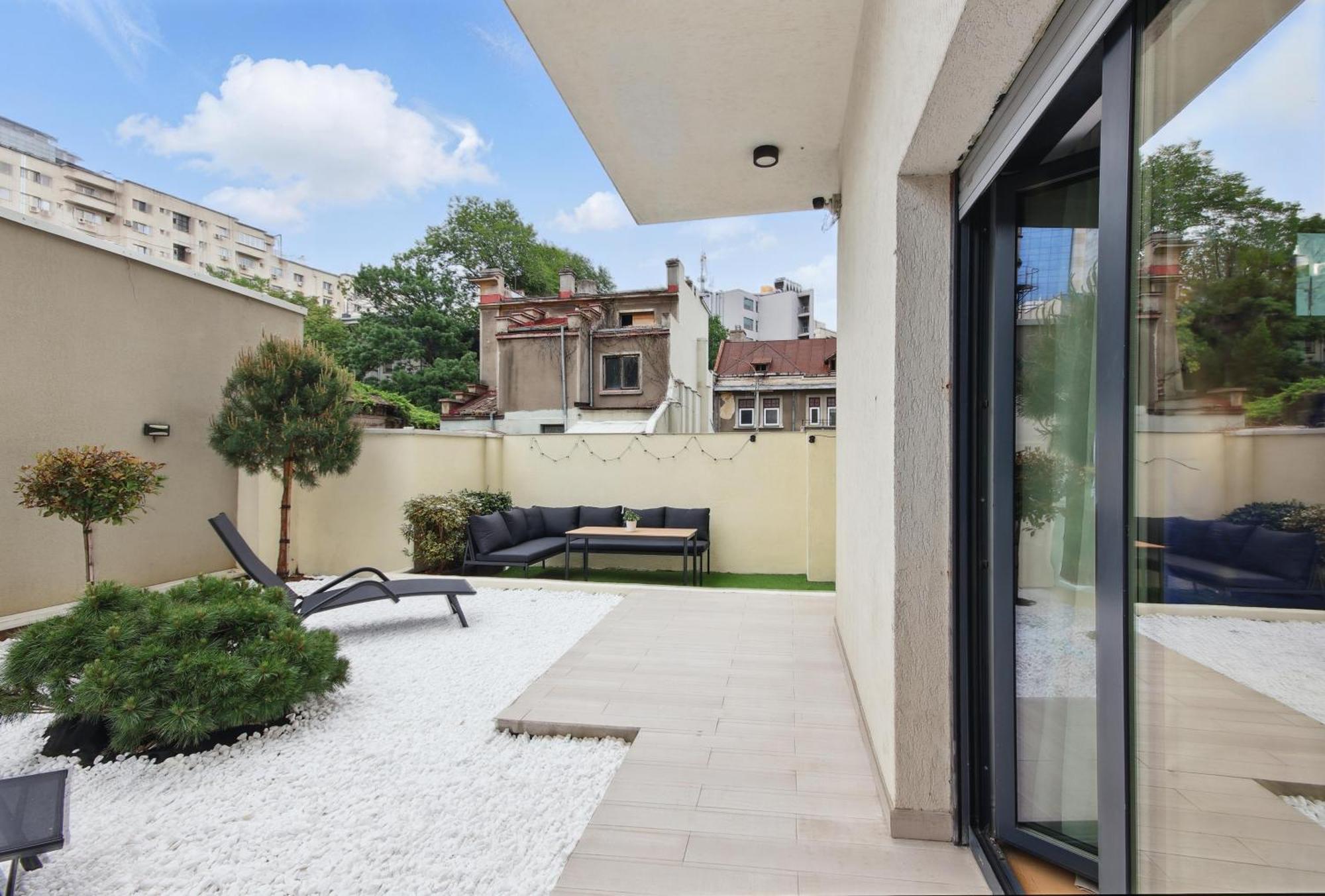 Victoriei Luxury