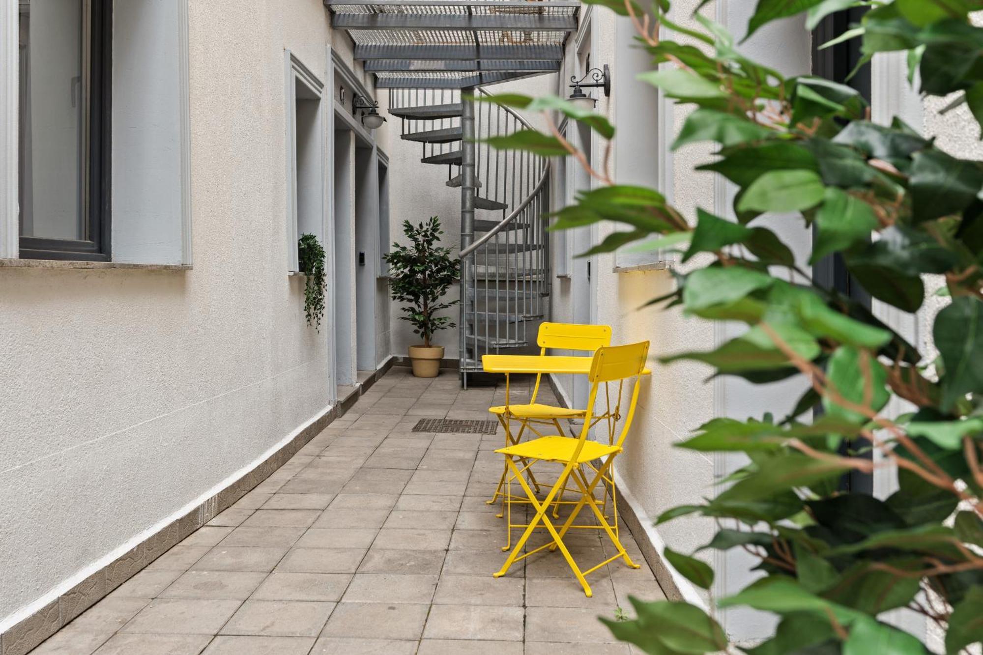 Apartment Little