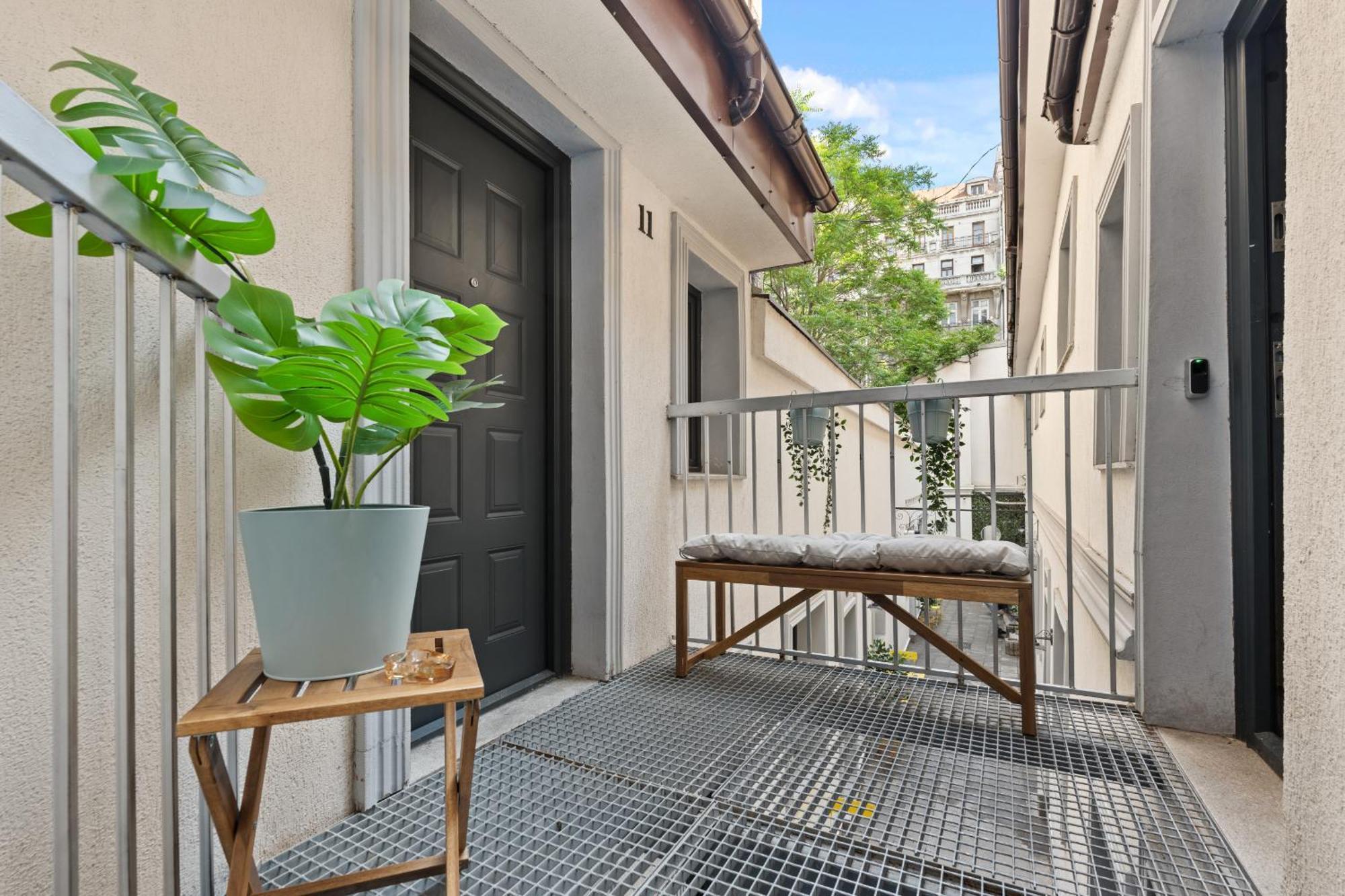 Little Apartament