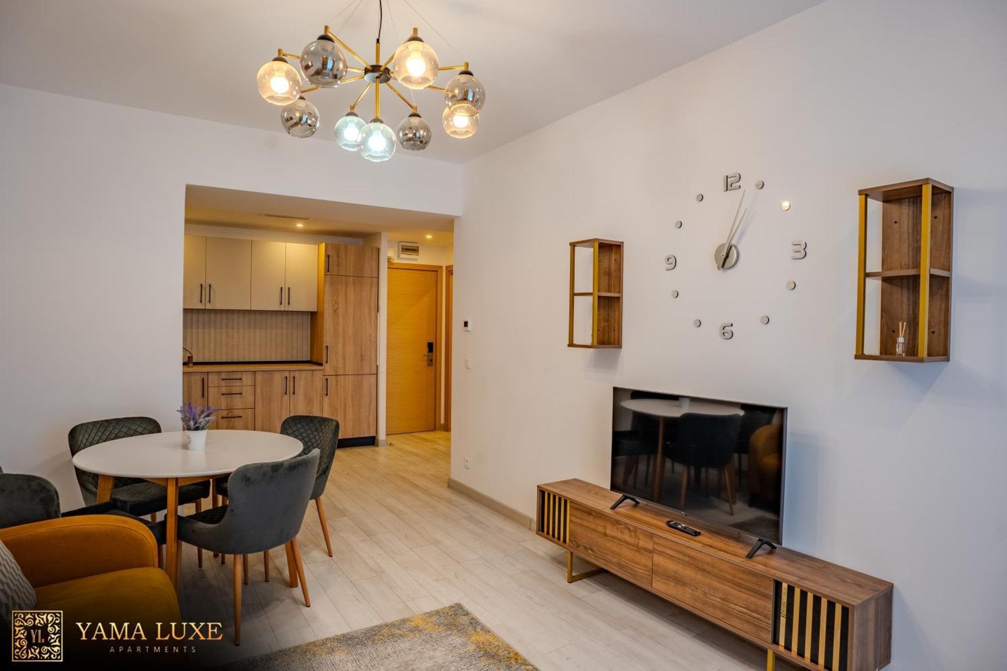 Apartment Yamaluxe - Pink & Gold With Many Facilities *
