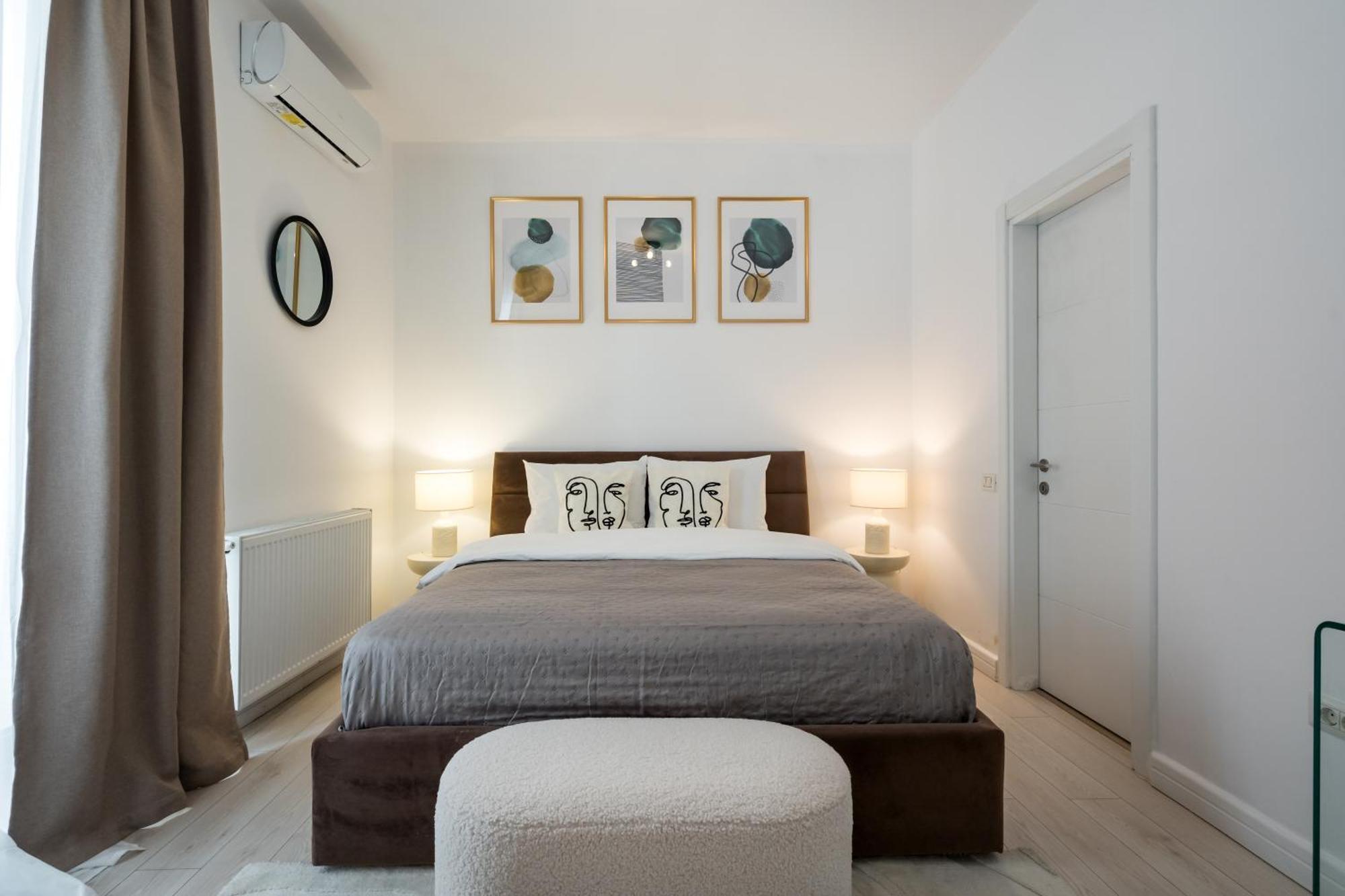 Uphome Aparthotel *