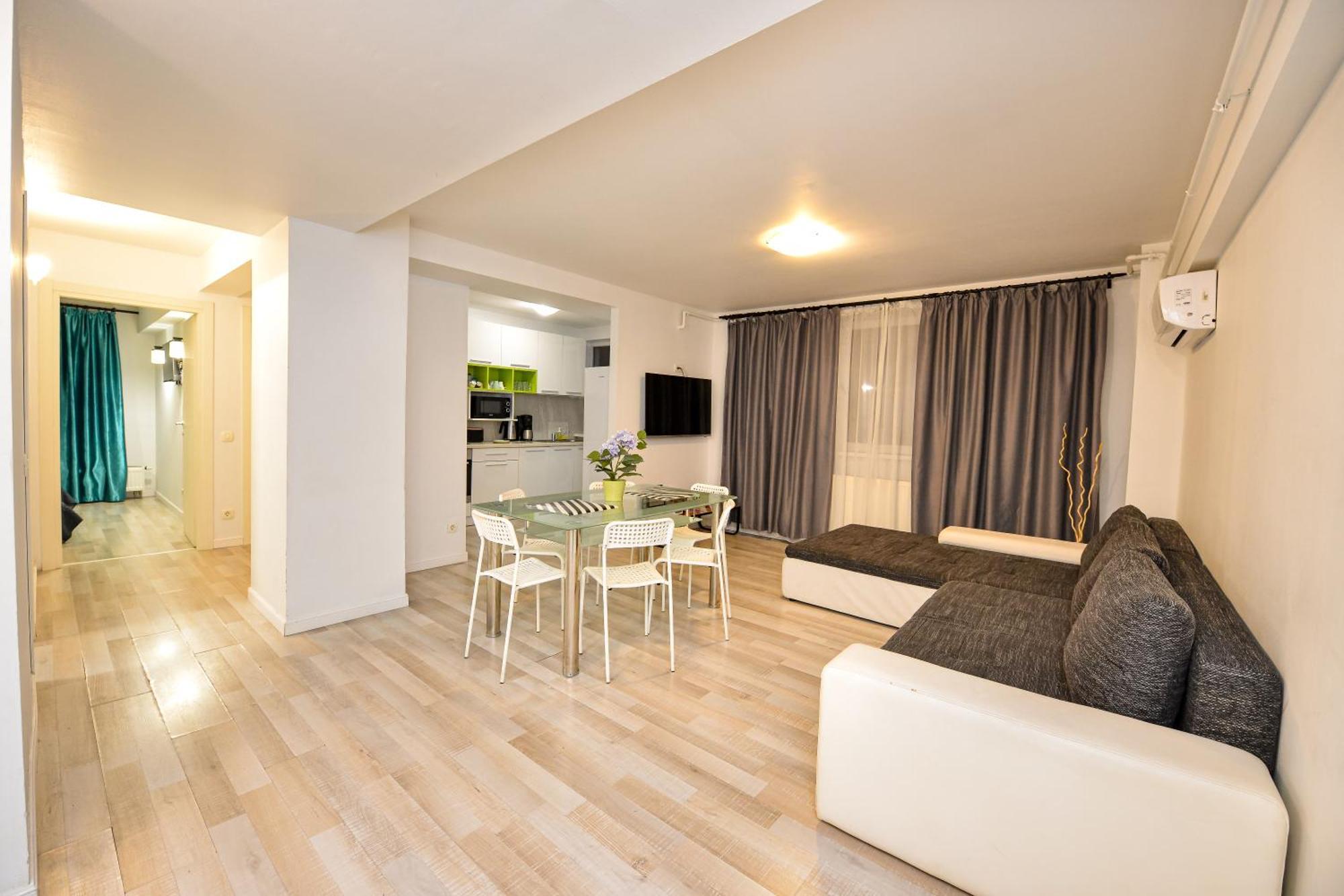 Royal Apartment