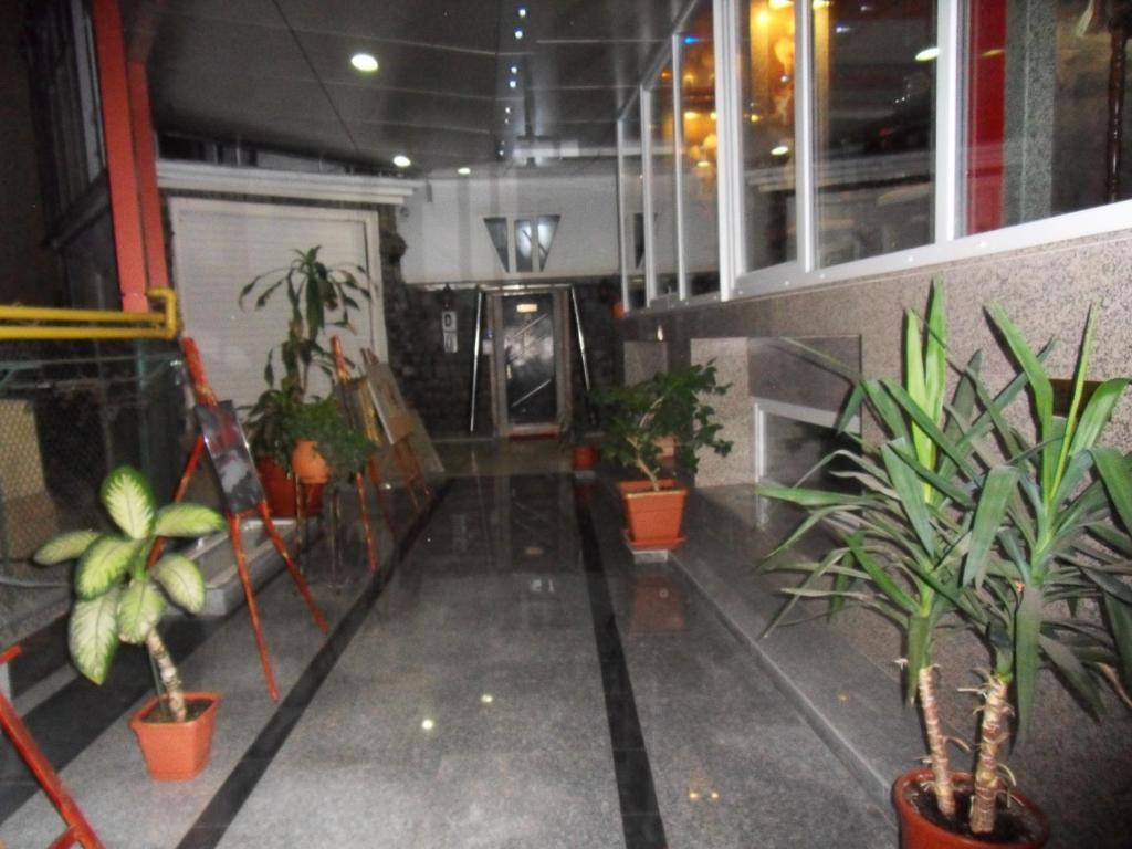 Grand Pier Boutique Villa 4 Star Accomodation Luxury Rooms With Boutique Hystorical Decor And Desing For All Rooms, With Italian Breakfast On The House For King Deluxe Bookings More Than 4 Nights Stays Vilă