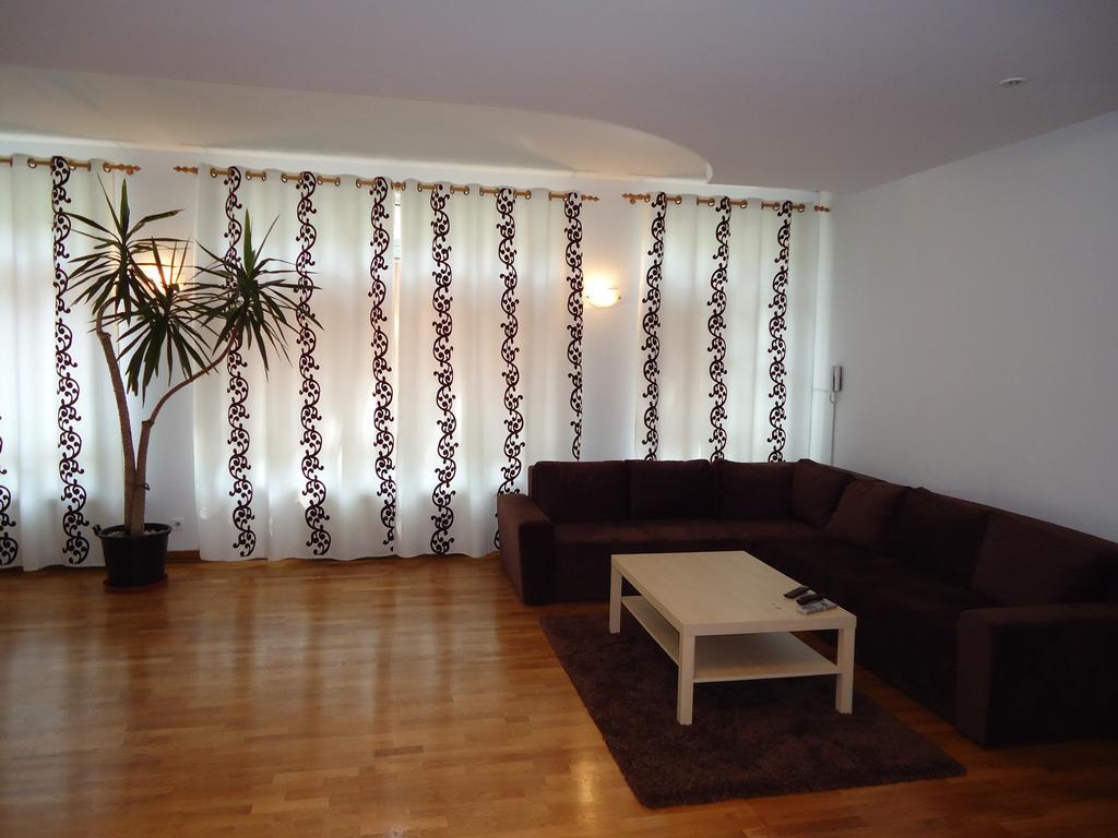 Bucharest Apartments *