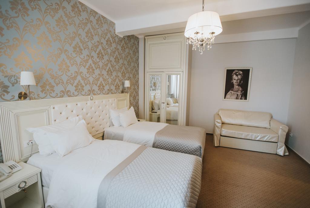 Cornelia Hotel Bucareste