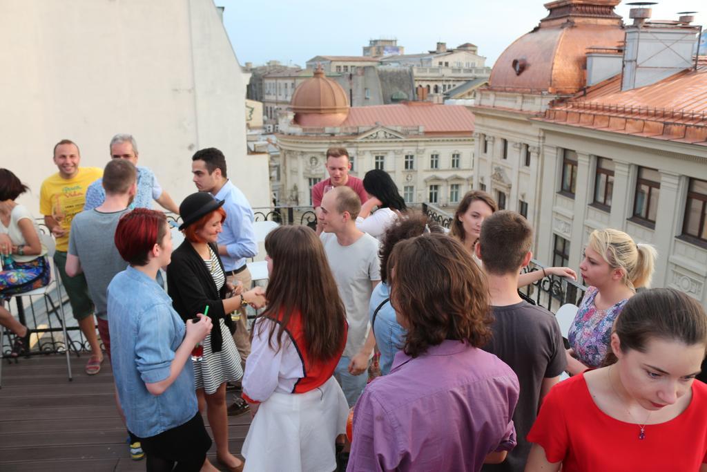 Pura Vida Sky Bar & * Bucharest