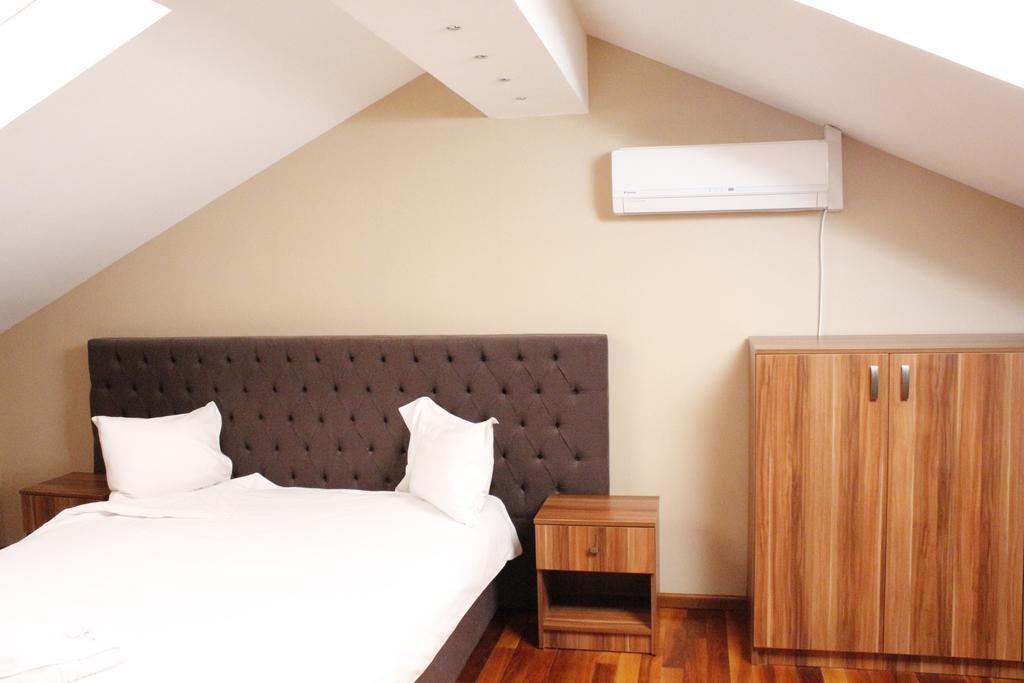 Papion Hotel 3*