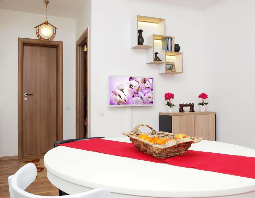 Fancy 1bd Family Friendly In Historical Centre Apartamento *