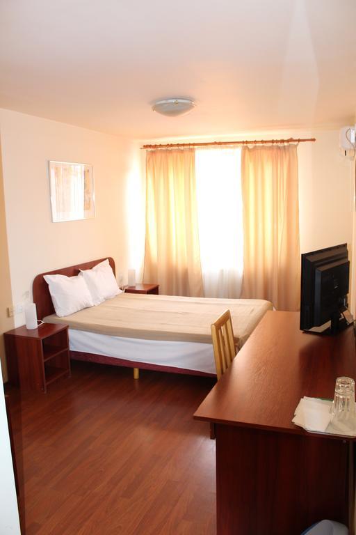 Mic Hotel 3*