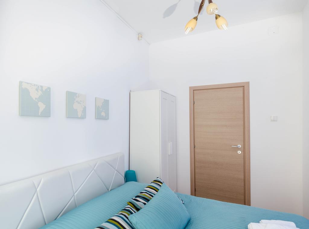 Apartment Old By Urbanesq Bucharest