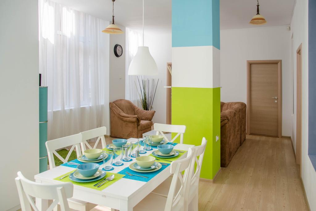 Apartment Old By Urbanesq *