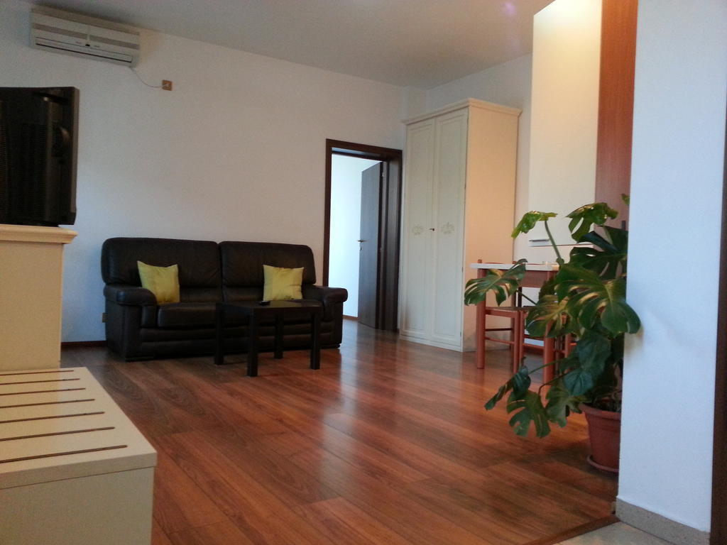 Apartment Banu Manta *