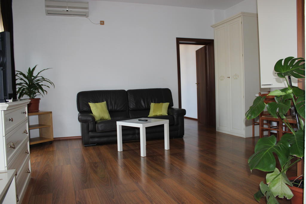 Apartment Banu Manta *