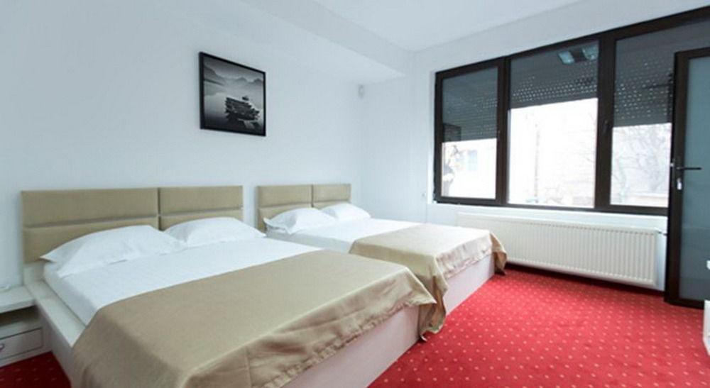 Hotel Pascu 3*