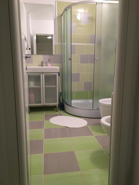 Green Apartment *