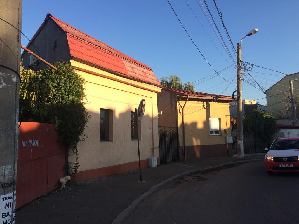 Guest house Center By Acme Rent 2*