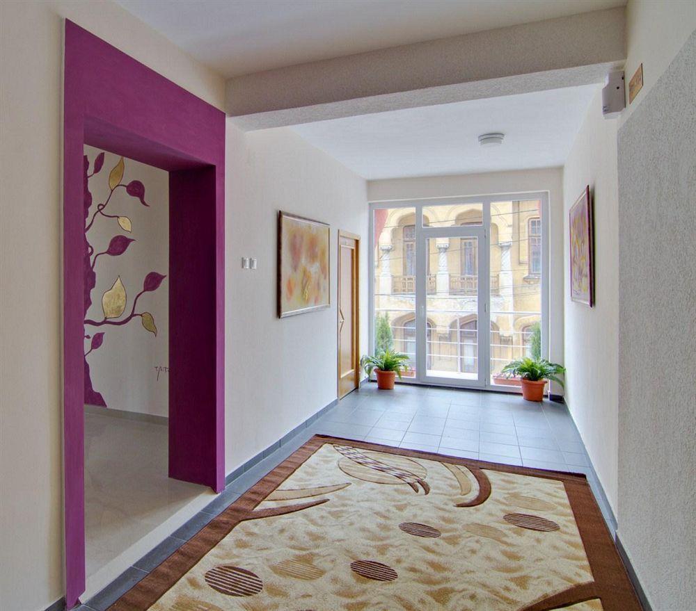Hotel Tranzzit 3*