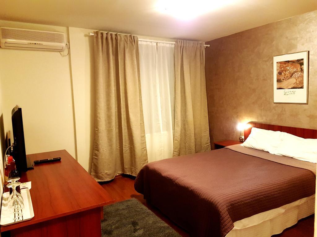 Hotel Mic 3*