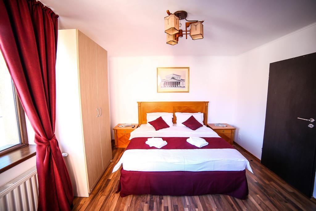 Bliss - Parliament Guest house