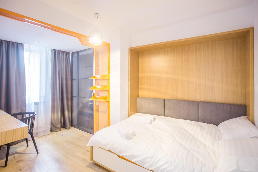 Royal Atheneum By Citylife Suites