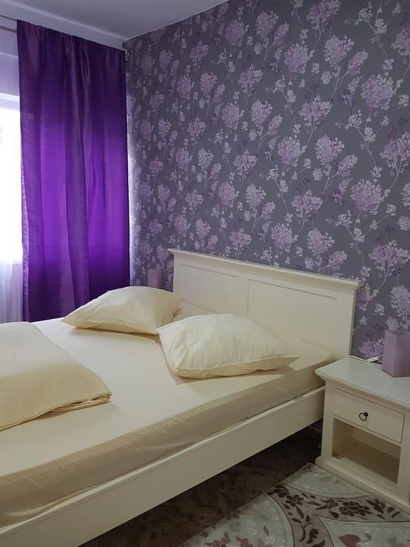 Vogue Hostel *