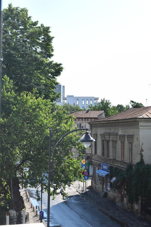Studio Batiste Bucureşti