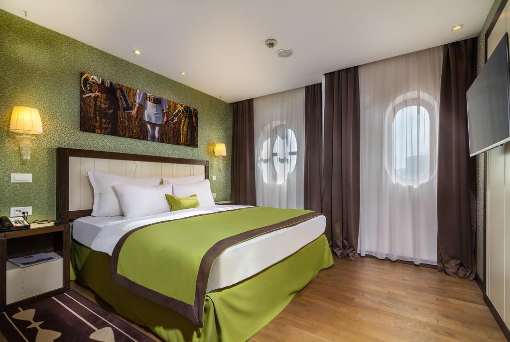 Epoque - Relais & Chateaux 5* Bucureşti