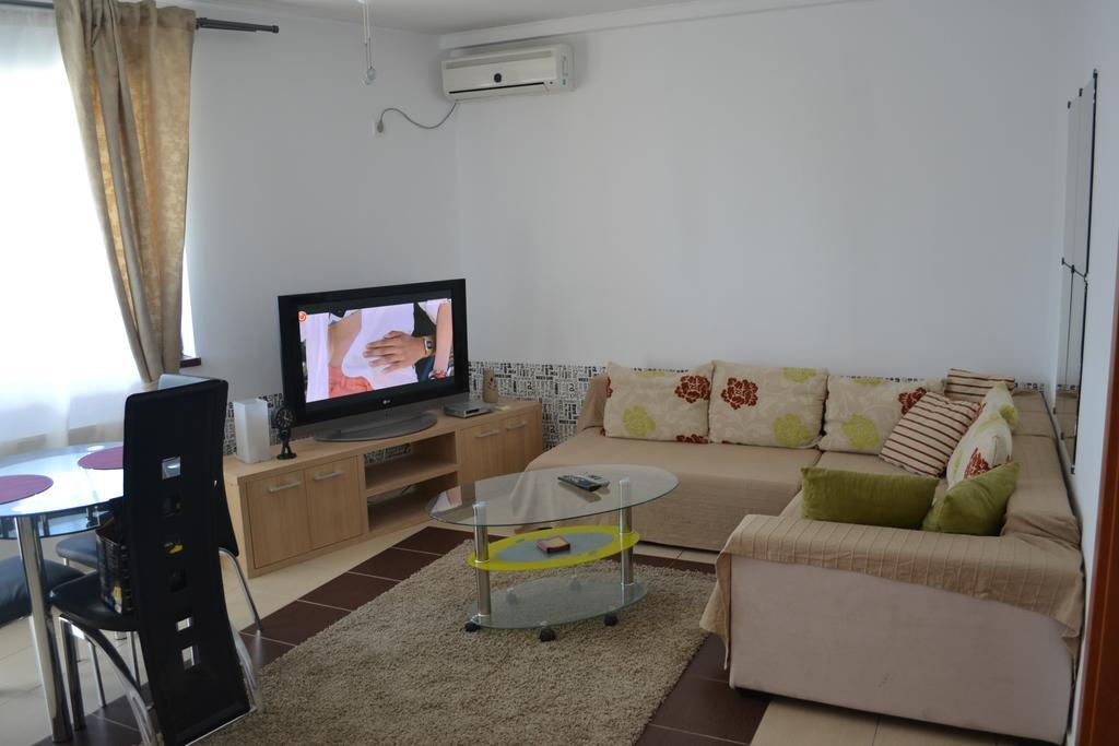 Apartment Charming Big Terrace