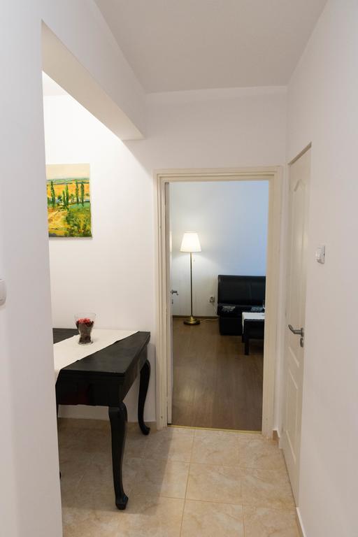 North Studio Apartament Bucureşti