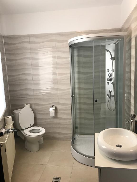 Center By Acme Rent Guest house Bucharest