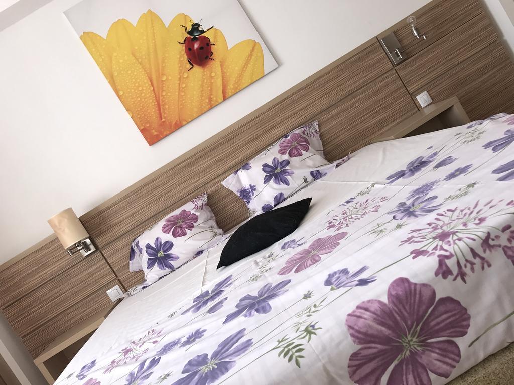 Urban Aparthotel