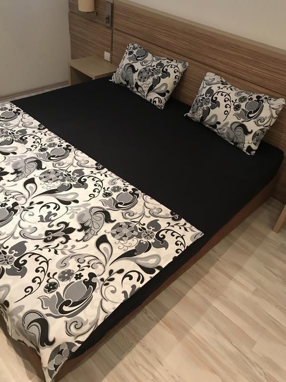 Urban 3*