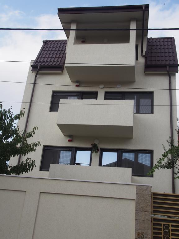 Sun Apartment