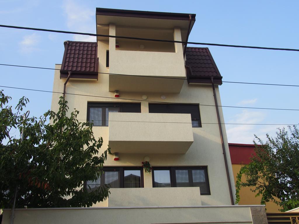 Apartment Sun Bucharest