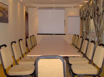 Opera By Zeus International 3* Bucharest