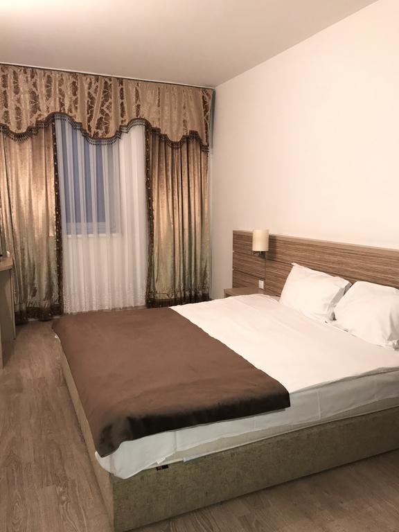 Urban Aparthotel