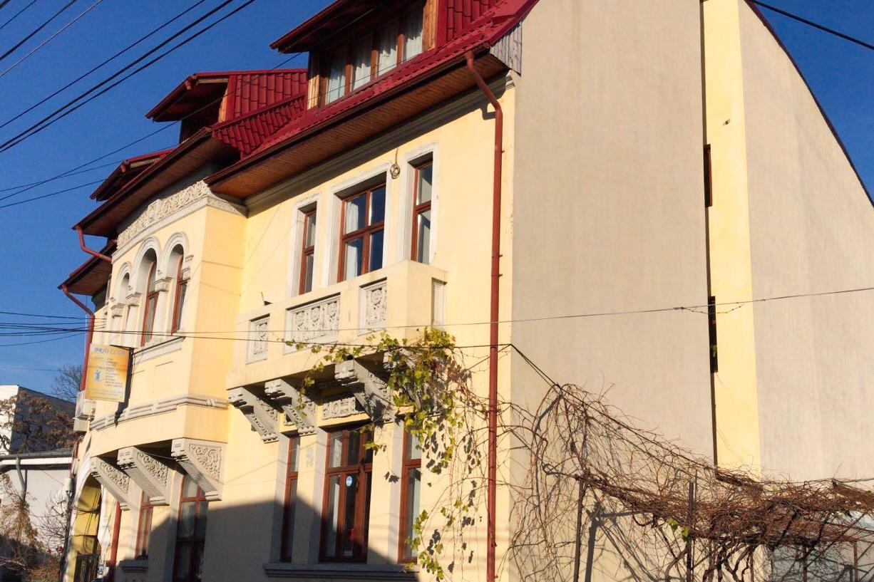 Cozy Flat In Near Old Town