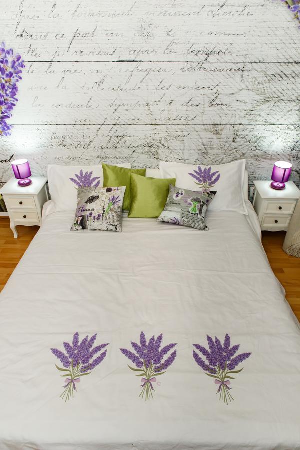 Old Town 2 Bedrooms With Balcony By Orchid Garden Apartment *