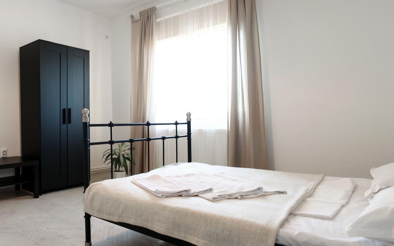 Apartment Antic
