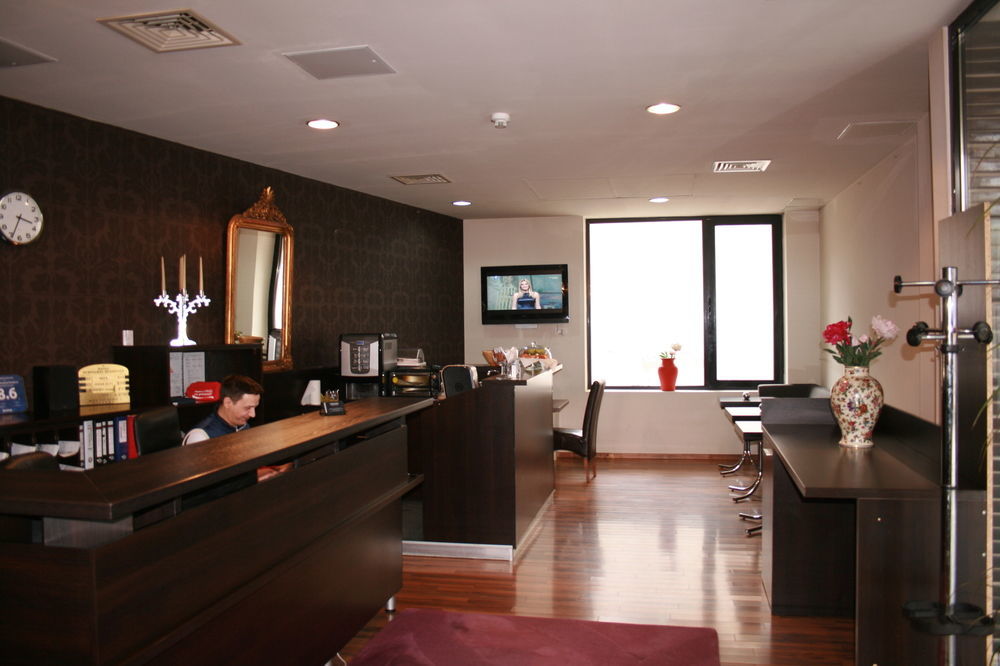 Hemingway Hotel Bucareste