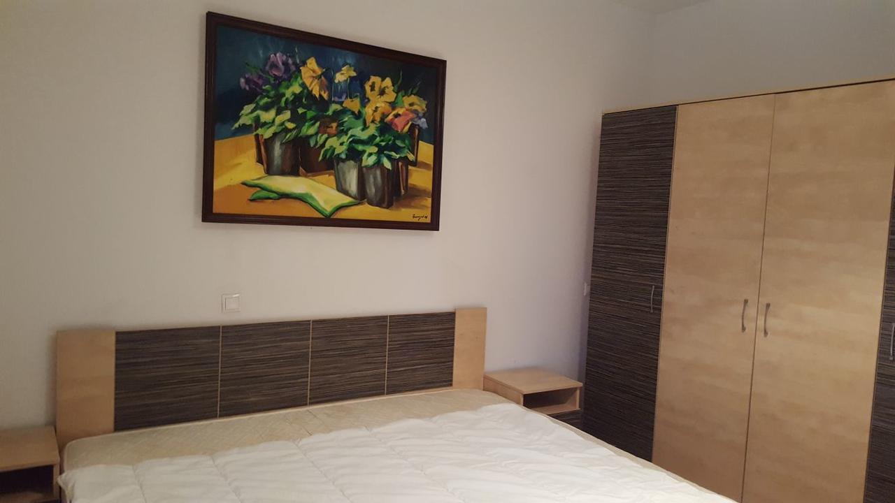 Apartment Asmita Gardens *